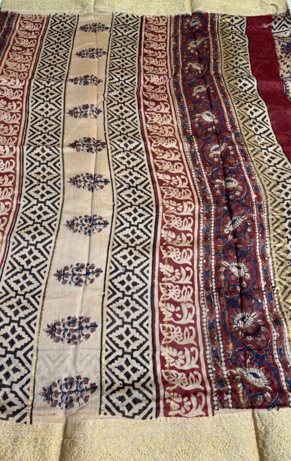 Beige And Rust Kalamkari Nakshi Border Saree