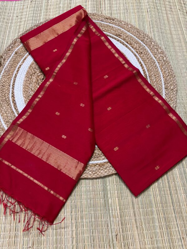 Classic Vermilion Red Star Booti Saree